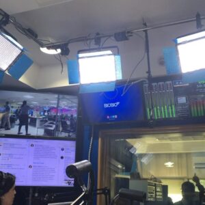 Álvaro Escobar Instagram - Piolita. Como todas las mañanas en @radiobiobio
