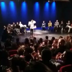 Álvaro Escobar Instagram - Así la cosa con “Todas esas Cosas Maravillosas” en el Teatro de la Aurora. Reservas aquí : https://www.puntoticket.com/evento/Todas-esas-cosas-maravillosas-Teatro-de-La-Aurora-Enero