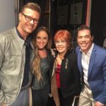 Álvaro Escobar Instagram - Con los jurados de @rojotvn!