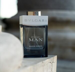 Álvaro Rico Instagram - Viajar, disfrutar al aire libre y de la naturaleza es lo que necesito para poder reconectar conmigo mismo.

@bulgariparfums #ConquerYourGreatness #BvlgariMAN #ManGlacialEssence #Ad
