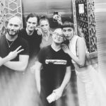 Édgar Vittorino Instagram - Maravillosa despedida 🇨🇴🇨🇴 graciasss compañeros 💓💓 . Mucho arte 🎭 para ustedes 💫 . @vinamachado @claudiocatano09 @callmeakima #marleydasoto @faguacasting . #actorslife #filming #series #coworkers #arte #colombia