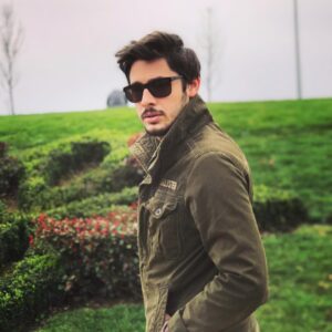 Özgün Karaman Instagram - #throw🔙