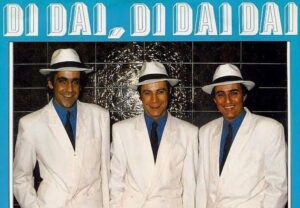 Özkan Uğur Instagram - Bu akşam Diday Diday Day ile ülkemizi temsil ettiğimiz 1985 Eurovision Şarkı Yarışması yeniden yayınlanacak ve yeniden oylanacak. Hadi oylarınızı bekliyoruz! 
21:45 itibariyle bu linkten izleyebilirsiniz: https://youtu.be/WYuBMtbQX0Y
..........................
The 1985 Eurovision Song Contest, in which we represented our country with Diday Diday Day, will be re-published and voted again tonight. Come on, we are waiting for your votes!
You can watch from this link as of 20:45 CEST: https://youtu.be/WYuBMtbQX0Y  Link Profilinde https://youtu.be//WYuBMtbQX0Y