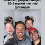 Özz Nûjen Instagram - Söndagslyssning eller söndagstittning!? Jag begick #podd häromveckan 😳😨🤷🏻‍♂️ och grabbarna på #OskyddatSamtal fick fria händer och munnar att ställa mig mot en vägg av frågor. Hur det blev? Ja det får du avgöra när och om du lyssnar eller tittar. Podden finns på #Youtube eller där poddar finns. @viktorklemming @filippelas @gustavhardner tack för att ni bjöd in mig. Ha en fin söndag! ☀️🙌🏽