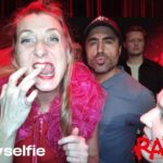 Özz Nûjen Instagram - Vilken jädra dundershow till avslut! Tack all ❤️ personal på @rawcomedyclub och alla ni i publiken för fyra fantastiska #standup kvällar på @hiltonstockholm ❤️😘🙌🏽 och tack @martencvetkovic för bokningen 😘❤️ @andrewickstroem @elinadurietz @elin_almen @_christersvensson #julshow #rawcomedy #standupshow