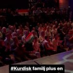 Özz Nûjen Instagram - #Kurdisk familj plus en #svensk ”smygare” 😅😂😂🙌🏽 Från början på min #standup med publiksnack på @mejerietilund 21 sept 2023 med klubben @oslipat ❤️ #comedy #humor #standupcomedy #improvisation #show #roligt #kul #henek #laqirdî #comedian #actor #sweden #swedish #funny #funnyvideos #kurdish #kurdishflag #kurdishfamily #kurdistan #smygare #sneaky #sneakysneaky #bidizîka #videos #videoclip #alakurdistan #funnychild