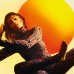 Úrsula Corberó Instagram - @txemayeste no hace fotos, hace cuadros 🖤 @voguespain