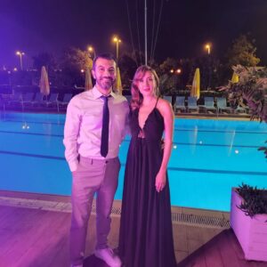 İrem Kahyaoğlu Instagram - Yeterince düğün #nofilter #fullmakyaj