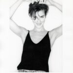 Céline Dion Instagram - I can’t believe it’s been 25 years since we released ‘Falling Into You’! (I think I was only 10 at the time! LOL 🤣… I wish!) Our world has changed so much since then and who knows what’s coming next, but 25 years later I still love performing the songs on this album and I can’t wait to do that again! Thank you from the bottom of my heart for making my music a small part of your lives and for your love and support throughout all these years! As things continue to improve out there, please stay safe and healthy until we're able to get back together again and celebrate. ❤️ - Love Celine xx… Je ne peux pas croire que cela fait 25 ans que l’album « Falling Into You » est sorti ! (Je devais avoir 10 ans à l'époque, je pense… ! LOL 🤣) Notre monde a bien changé depuis, et qui sait ce que nous réserve l’avenir… Vingt-cinq ans plus tard, j’aime toujours interpréter les chansons de cet album et j’ai tellement hâte de les chanter de nouveau ! Merci du fond du cœur d'avoir fait une place pour ma musique dans votre vie… et merci pour votre amour et votre soutien pendant toutes ces années! Alors que les choses continuent de s'améliorer, restez bien en sécurité et en bonne santé jusqu'à ce que nous puissions être de nouveau ensemble et célébrer. ❤️ - Love, Céline xx… 📷 Randee St. Nicholas & Daniela Federici #FallingIntoYou25 #FIY25