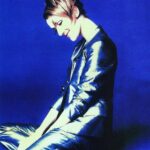 Céline Dion Instagram - I can’t believe it’s been 25 years since we released ‘Falling Into You’! (I think I was only 10 at the time! LOL 🤣… I wish!) Our world has changed so much since then and who knows what’s coming next, but 25 years later I still love performing the songs on this album and I can’t wait to do that again! Thank you from the bottom of my heart for making my music a small part of your lives and for your love and support throughout all these years! As things continue to improve out there, please stay safe and healthy until we're able to get back together again and celebrate. ❤️ - Love Celine xx… Je ne peux pas croire que cela fait 25 ans que l’album « Falling Into You » est sorti ! (Je devais avoir 10 ans à l'époque, je pense… ! LOL 🤣) Notre monde a bien changé depuis, et qui sait ce que nous réserve l’avenir… Vingt-cinq ans plus tard, j’aime toujours interpréter les chansons de cet album et j’ai tellement hâte de les chanter de nouveau ! Merci du fond du cœur d'avoir fait une place pour ma musique dans votre vie… et merci pour votre amour et votre soutien pendant toutes ces années! Alors que les choses continuent de s'améliorer, restez bien en sécurité et en bonne santé jusqu'à ce que nous puissions être de nouveau ensemble et célébrer. ❤️ - Love, Céline xx… 📷 Randee St. Nicholas & Daniela Federici #FallingIntoYou25 #FIY25
