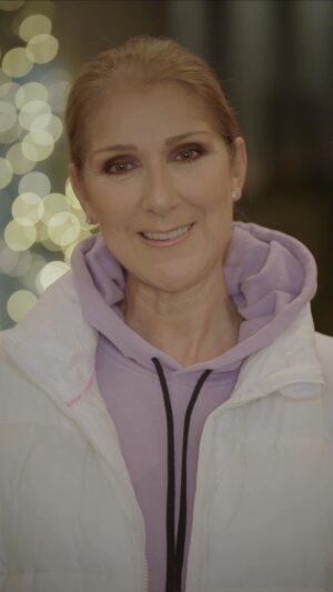 Céline Dion Instagram - Happy Holidays to all ✨🎄Joyeuses fêtes à tous ✨🎄
- Céline xx…
