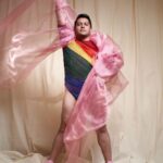César Doroteo Instagram - ¡Gracias @betovargasmx por estas fotos maravillosas! Me encantó todo. Que siga brillando el #Pride por el amor y la fantasía de vivirnos como somos, plenos y felices. Que muchas voces sigan gritando y celebrando cada año, todos los días. #loveislove #gaypride Body @proteomx Tenis @pink.runway 👟 Mexico City, Mexico