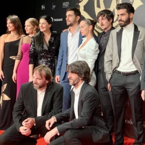 César Mateo Instagram - Premio IRIS mejor dirección de ficción para @victima_n8. Enhorabuena!! #marccistaré @bazzanosky #davidazkano y @menna731 
@themediaprostudio 
@globomedia 
@telemadrid 
@eitb 
@netflixes