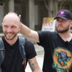 Cătălin Bordea Instagram - Diseară @nelucortea își dorește sa meargă la Mall dar Dumnezeu înțelege gresit……. @americaexpressromania