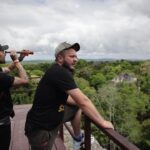 Cătălin Bordea Instagram - Diseară îmi caut un rost, mă bat cu o bătrâna și sunt super Fashion. @americaexpressromania @nelucortea @vladcazino