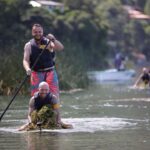 Cătălin Bordea Instagram - Diseară băgăm cam mult verde și @dinugavrila_ se transformă in Rambo. @nelucortea @americaexpressromania