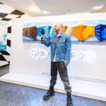 Cătălin Bordea Instagram - In fiecare zi, de luni pana duminica, puteti vizita expozitia Reverse Perspective by @glo_romania . In Galeria de pe Calea Victoriei 91-93 expun cei de la @sweet_damage_crew si daca sunteti in cautarea relaxarii prin centrul Bucurestiului sau vreti sa vedeti o noua instalatie de arta contemporana, va indemn sa nu ratati expozitia.
