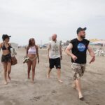 Cătălin Bordea Instagram - Diseară sug chestii, @nelucortea se mănâncă singur și ne găsim femei. @americaexpressromania @vladcazino