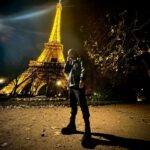 Cătălin Bordea Instagram - Croasante, Șampanie și oameni mișto. Merci Romanians du Paris!!! Tour Eiffel