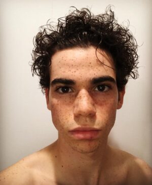 Cameron Boyce Instagram - hello 👊💥