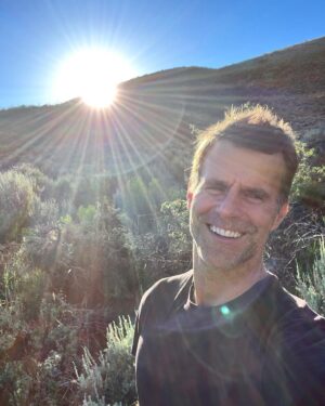 Cameron Mathison Instagram - Good morning🌅
I love taking every opportunity I can to get out in nature and just let it all in☺️
It’s proven to have such a fantastic impact on our state of mind. Reduces stress, improves mood, improves attention, and reduces risk of mental health challenges.
#nature
#getoutside 
#destress 
#behappy