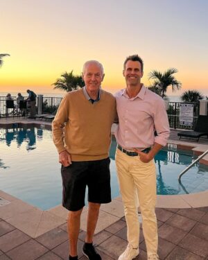 Cameron Mathison Instagram - Sunsets and smiles with my dad this week☺️
(and lots of golf😃)
Mom would have loved our time together.  Love you🙏🏼❤️
#fatherandson 
#thinkingofyoumom❤️