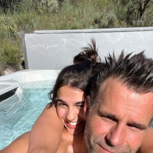 Cameron Mathison Instagram - I can’t believe you’re 17🥺
17 years of memories, smiles, laughs, and love.  These are the only things I can think of right now as I look at you proudly, grateful that I have such an incredible daughter in my life❤️
#prouddad 
#love
#17yearsold 
#daddysgirl❤️