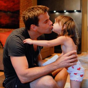 Cameron Mathison Instagram - I can’t believe you’re 17🥺
17 years of memories, smiles, laughs, and love.  These are the only things I can think of right now as I look at you proudly, grateful that I have such an incredible daughter in my life❤️
#prouddad 
#love
#17yearsold 
#daddysgirl❤️