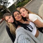 Camila Loures Instagram – Que viagem incrível ❤️ onde vcs querem q seja a próxima viagem da Família Loures? Bush Garden Tampa, Florida
