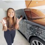 Camila Loures Instagram – quem vai ta com o nome no carro? ❤️