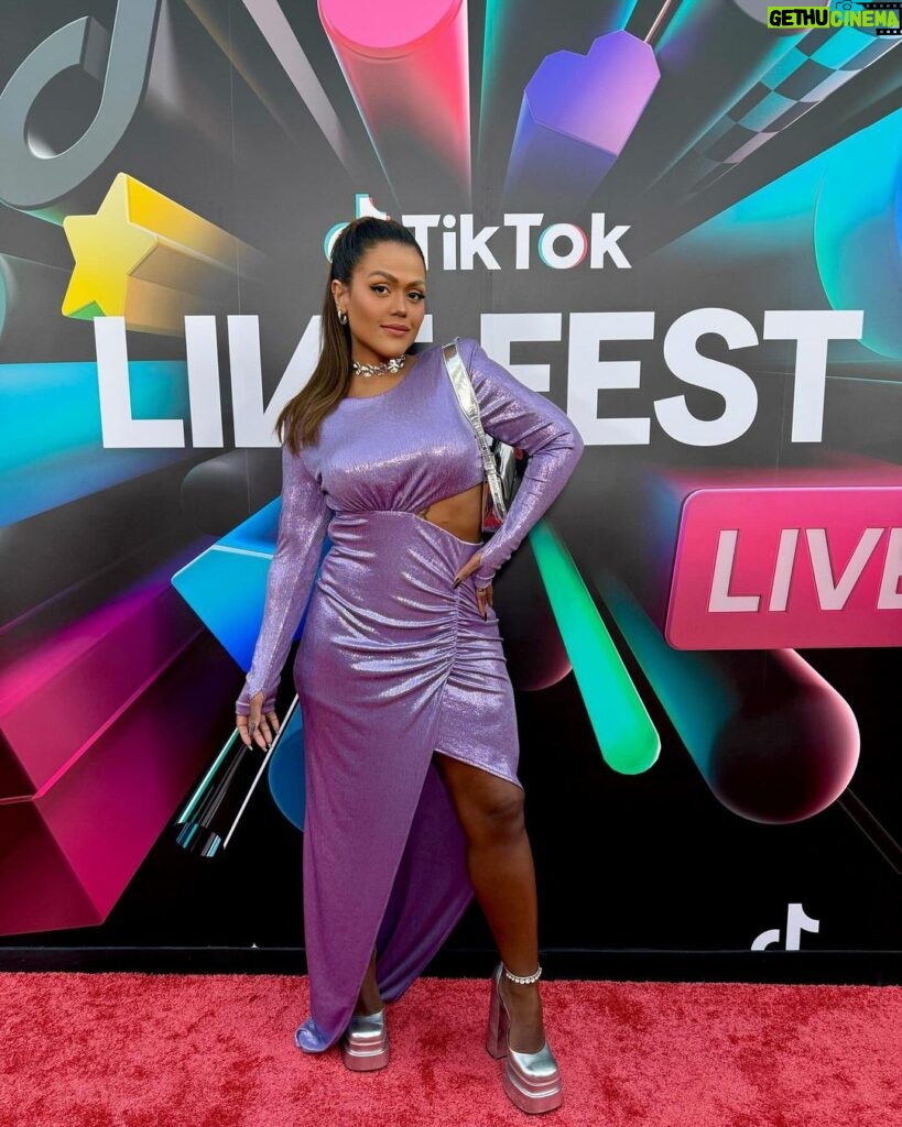 Camila Loures Instagram - TikTok Live Fest 2024 🫶🏽 Miami Beach, Florida