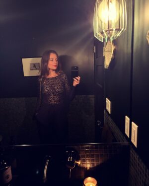 Camilla Arfwedson Instagram - Partayy 🖤