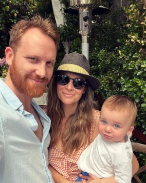 Camilla Arfwedson Instagram - Summer lunch in Topanga (and we're all looking at the camera) 🙏🏻❤️👏🏼