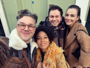 Camilla Arfwedson Instagram - Back in London & what a way to start. Love love love ❤️🎄💫🇬🇧🤍