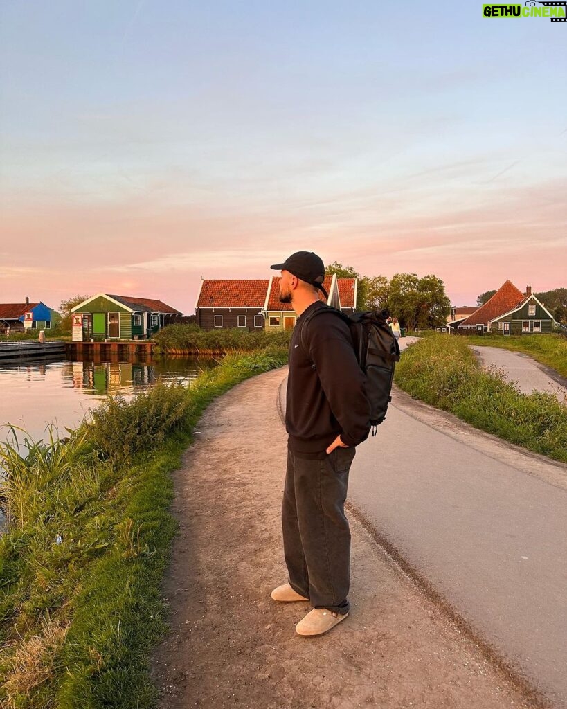 Camille D. Sperandio Instagram - quality time >>>> Zaanse Schans