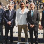 Can Yaman Instagram - Oggi sono orgoglioso di aver rinnovato la mia promessa di donazione per incitare i giovani a donare, un gesto importante per aiutarci tutti. Ringrazio la Polizia di Stato per avermi dato questa occasione e in particolare il Ministro dell’Interno Matteo Piantedosi e il Capo della Polizia Lamberto Giannini, per l'affetto dimostrato. Un grazie all'associazione #donatorinati e al suo presidente Claudio Saltari. #AnniversarioPolizia @poliziadistato_officialpage Piazza Di Spagna, Roma