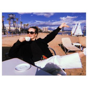 Cara Theobold Instagram - Went to Barcelona for the weekend and managed not to spill coffee, wine or tapas down my white jeans. It’s a Christmas miracle! 💃🏼