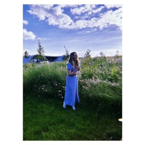 Cara Theobold Instagram - 💙