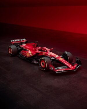 Carlos Sainz Jr. Instagram - The moment you’ve all been waiting for, the SF-24 is here!! ❤️

#CarlosSainz #CharlesLeclerc #SF24 #F1