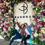 Carmen Villalobos Instagram - Que nos sigamos riendo de las cosas buenas y no tan buenas 🤣 que son sigamos riendo de nosotras mismas y de los demás 😂... que sigan existiendo motivos para seguir viéndonos y continuar con esta bella amistad hermosita @caritobetancourt 🤗 Te adoro con todo mi corazón❤️ Posd: Y ajá la canción es porque siempre nos preguntan por las chicas del barrio 😎 #vanessa y #catalina #sinsenosnohayparaiso