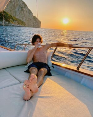 Carmine Buschini Instagram - Capri, 19 Agosto 

💙🌅
