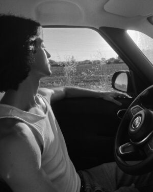 Carmine Buschini Instagram - Savignano sul Rubicone, 12 Agosto 

Musica in radio, il sole estivo, il mondo che scorre veloce fuori dal finestrino. Mi sento fortunato. 

Vi abbraccio 💙