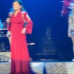 Carola Häggkvist Instagram - I lördags, då hände något. Frihet kom. Jag är fortfarande upprymd av den. Vi rörde vid varann .. och när såg jag en hoppandes publik på julkonsert? … TACK igen till alla som var där.