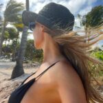 Carolina Ardohain Instagram – @grandpalladiumrivieramaya #familyselection #cumplepampita 🌊🌊🌊

👙 @sweetlady_ok 
🕶️ @infinitbypampita 
👒 @paz.hats by Pampita Grand Palladium Riviera Maya Resort & Spa