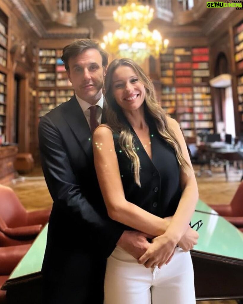 Carolina Ardohain Instagram - Felicitaciones @robergmoritan ! Ministro de Desarrollo Económico de la Ciudad de Buenos Aires! 👏 Te veo todos los días como pones el cuerpo y el corazón. Me llena de orgullo, y me da mucha esperanza y Alegría! 😍💕✨