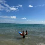 Carolina Ardohain Instagram – @findmycondo el mejor dato para las vacaciones más divertidas en Miami! 👌🌊🏄🏽

👙 @sweetlady_ok
🕶️ @infinitbypampita

@beltranvicuna_ 
@beniciovicunaardohain 
@anagarciamoritan
