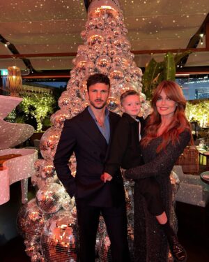 Caroline Receveur Instagram - All I want for Christmas ❤️🎄✨