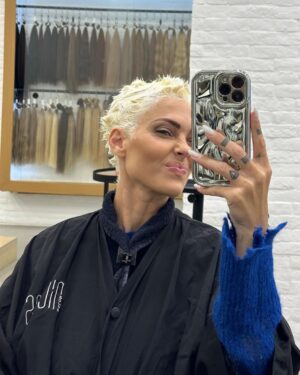 Caroline Receveur Instagram - Delete the old version of me in your head.
It expired. New rules.❤️‍🔥
