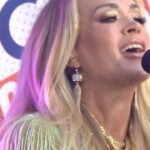 Carrie Underwood Instagram - #ThrowbackThursday…Take Me Out on @todayshow *link in bio