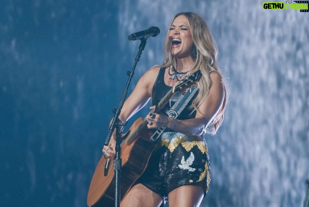 Carrie Underwood Instagram - Had so much fun last night in #Hamilton for the @GreyCupFestival !!!I sang until I couldn’t sing no more…literally! 🤪 Thanks for coming out and for being so kind! Have fun this weekend! #BuiltInTheHammer #GreyCupFestival #GreyCup2023 #firstontariocentre 📸: @highfieldimages